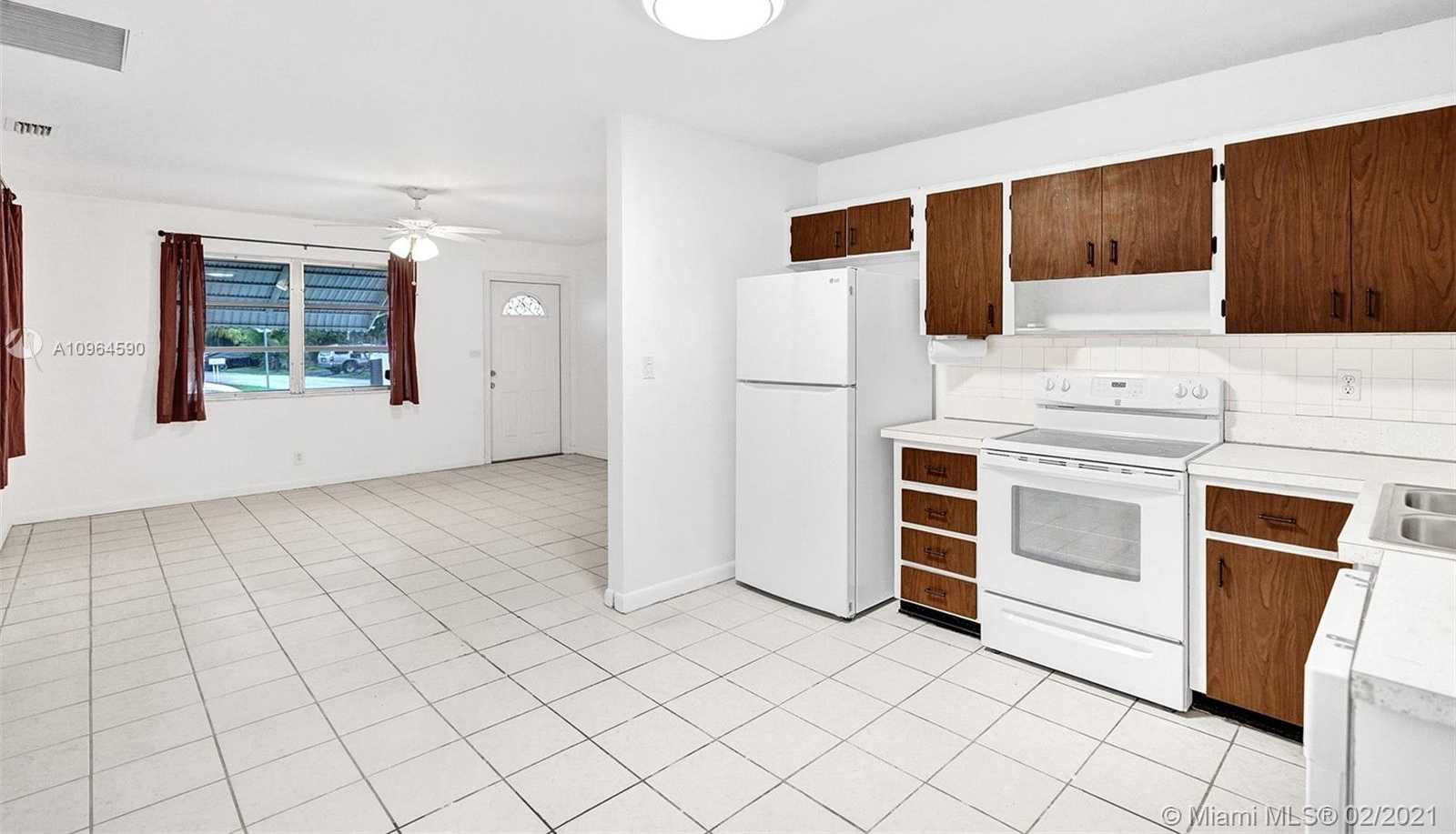 Small Image of 1902 NORTH WEST 45TH CT, Tamarac Number 20