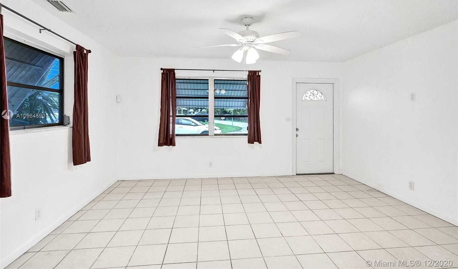 Small Image of 1902 NORTH WEST 45TH CT, Tamarac Number 3