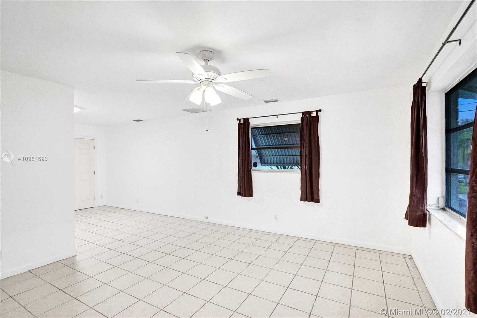 Small Image of 1902 NORTH WEST 45TH CT, Tamarac Number 5
