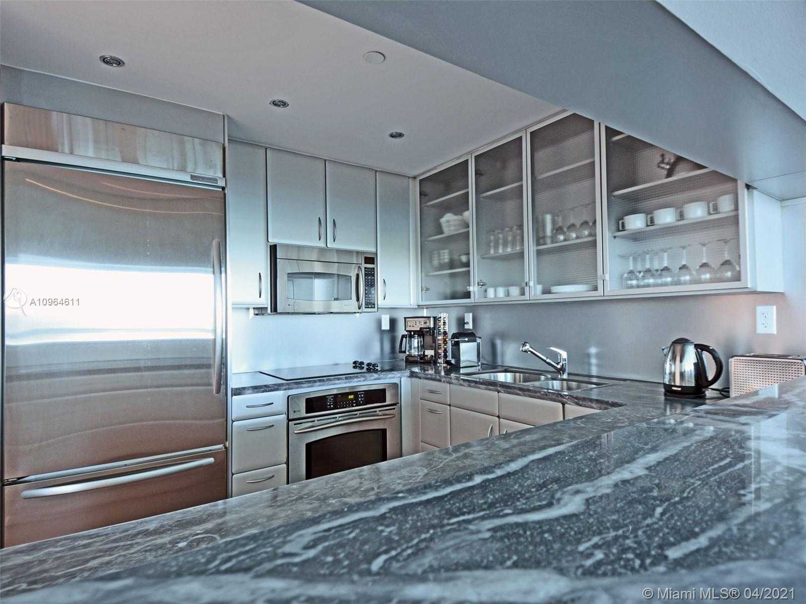 Small Image of 540 WEST AV #2114, Miami Beach Number 10