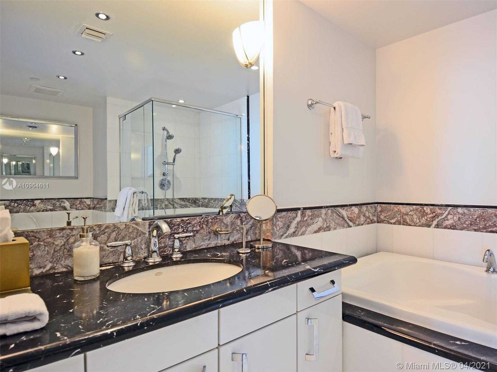 Small Image of 540 WEST AV #2114, Miami Beach Number 20