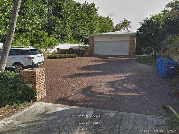 Small Image of 185 OCEAN BLVD, Golden Beach Number 3