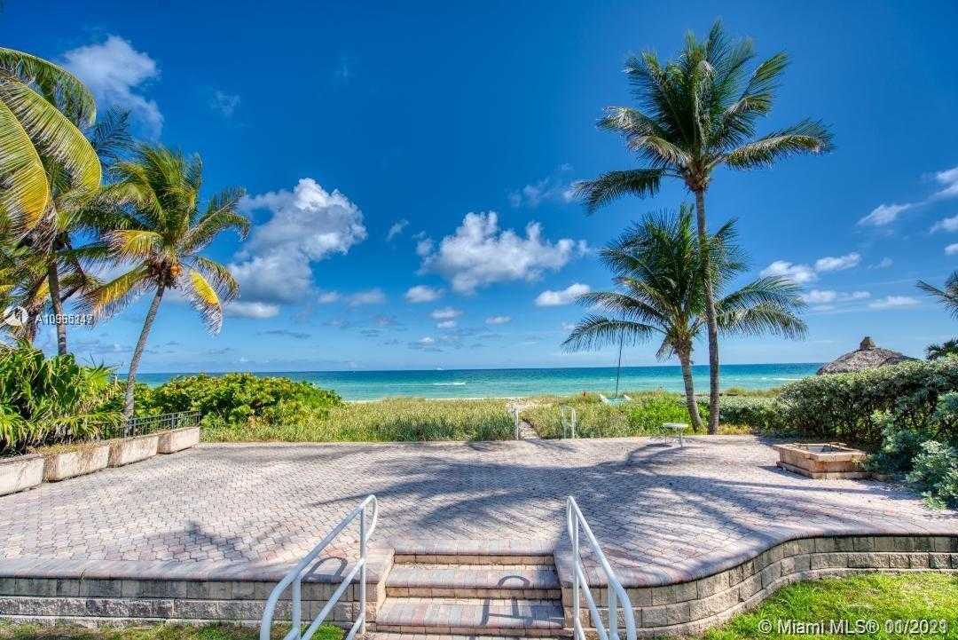 Small Image of 185 OCEAN BLVD, Golden Beach Number 7