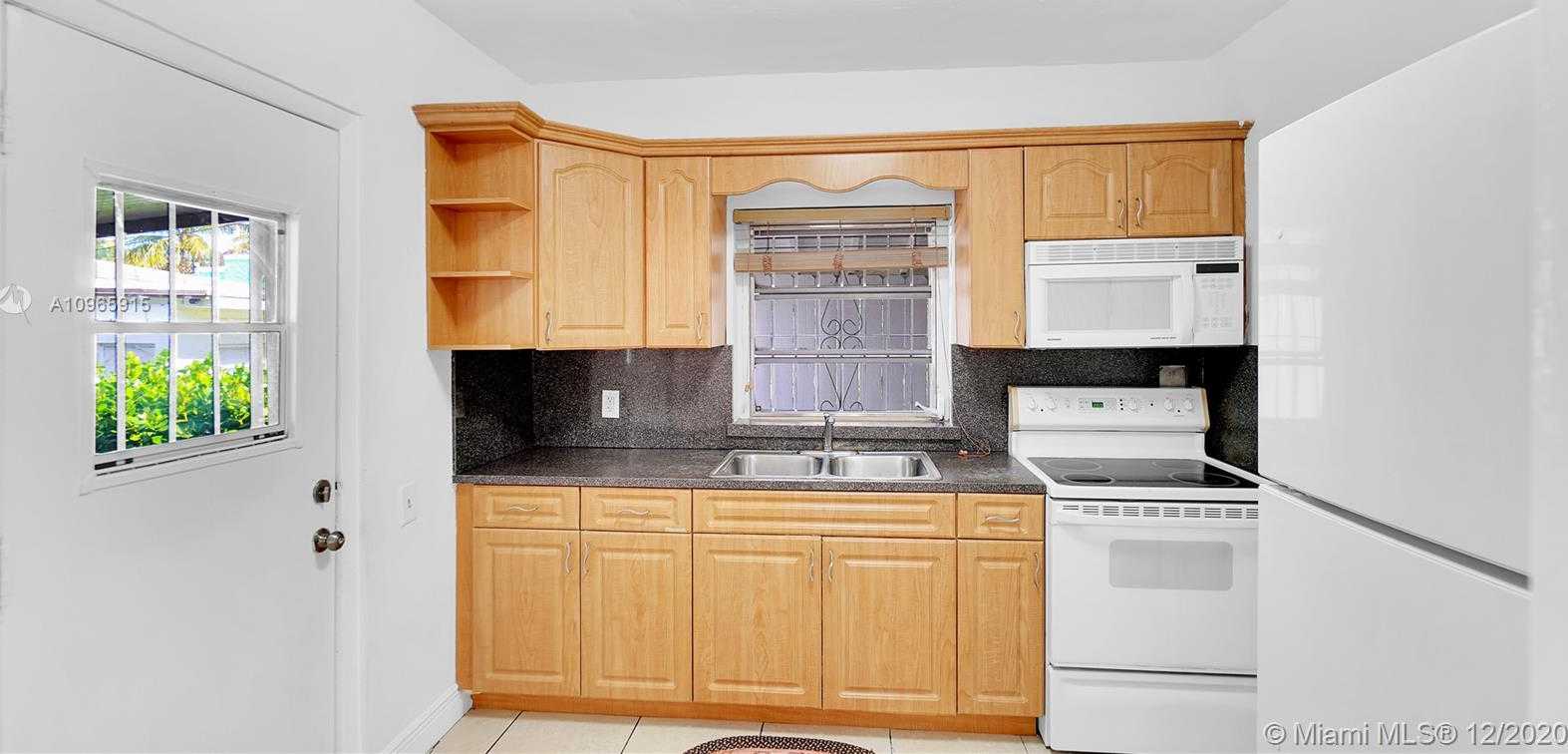 Small Image of 1507 SOUTH WEST 14 AVE, Miami Number 7
