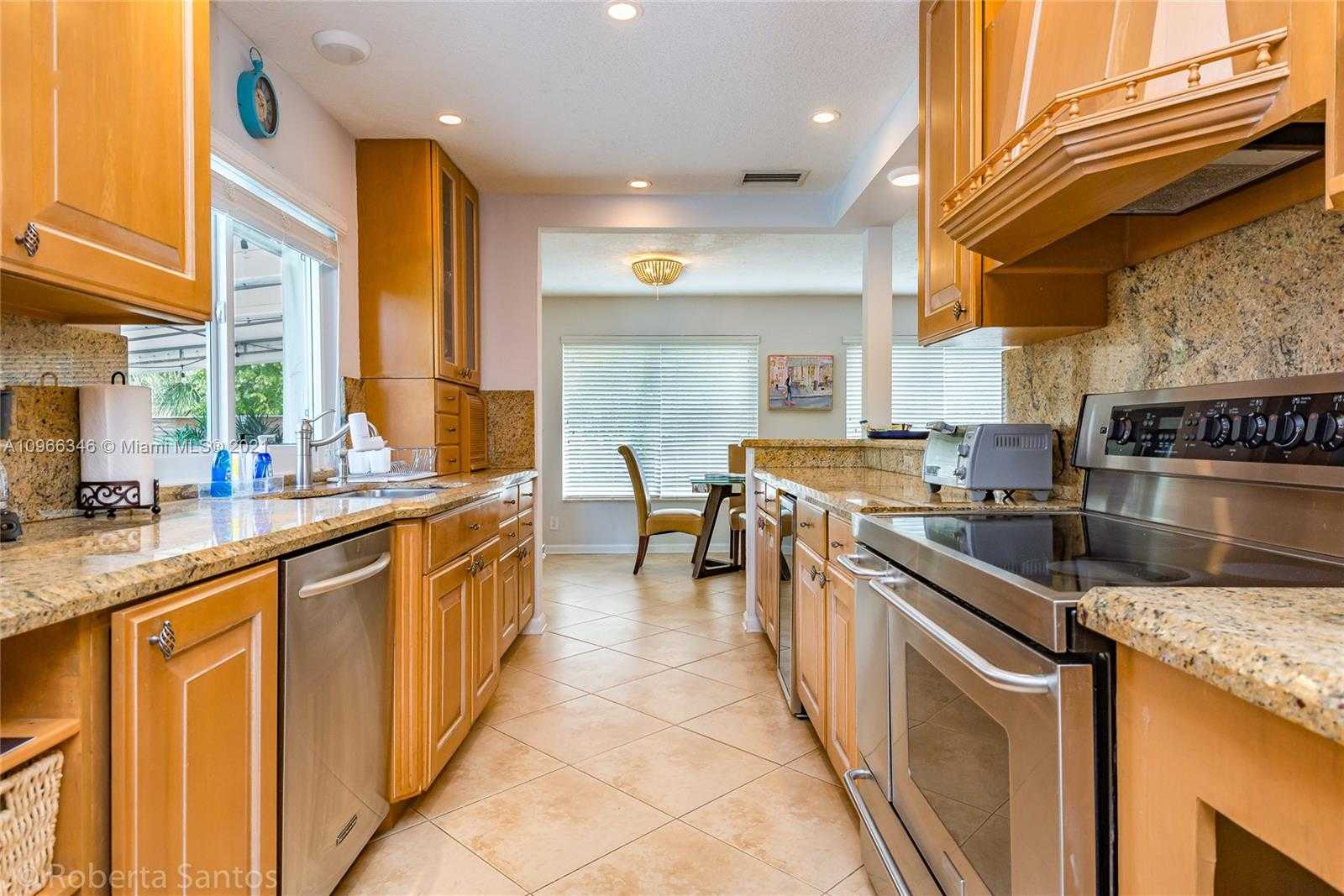 Small Image of 3320 NORTH EAST 18TH TER, Oakland Park Number 18