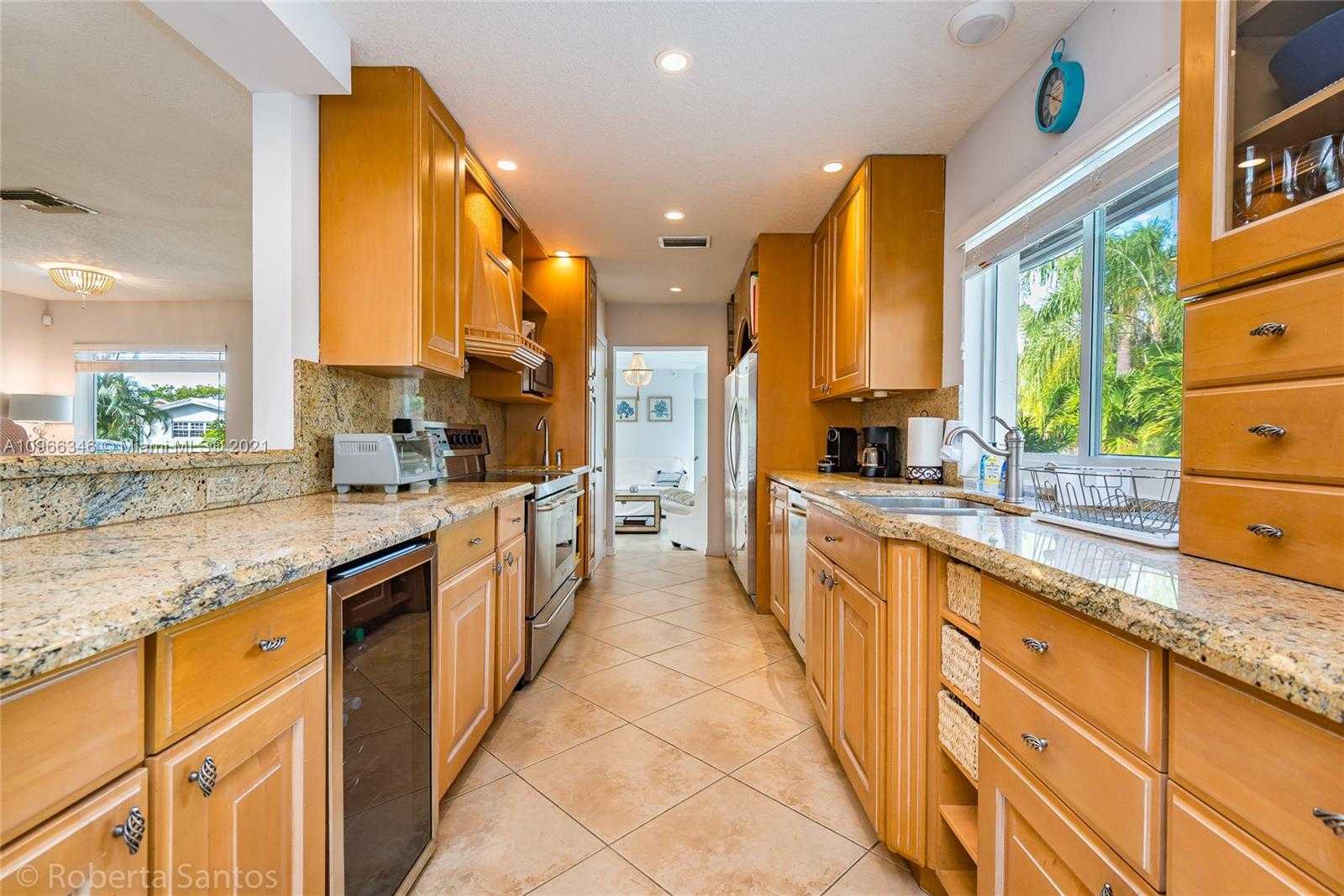 Small Image of 3320 NORTH EAST 18TH TER, Oakland Park Number 21