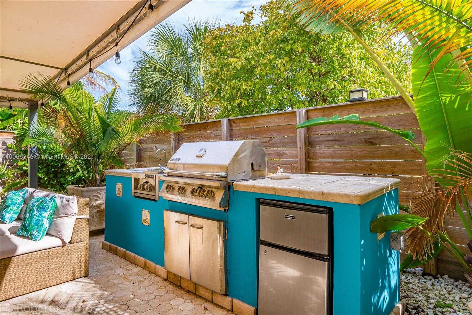 Small Image of 3320 NORTH EAST 18TH TER, Oakland Park Number 5