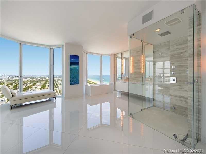 Small Image of 300 SOUTH POINTE DR #LPH2, Miami Beach Number 14