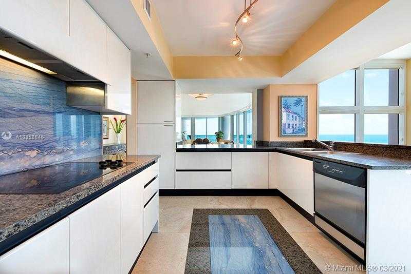 Small Image of 1500 OCEAN DR #702, Miami Beach Number 10