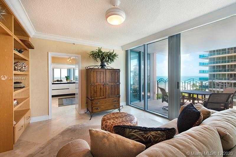 Small Image of 1500 OCEAN DR #702, Miami Beach Number 15