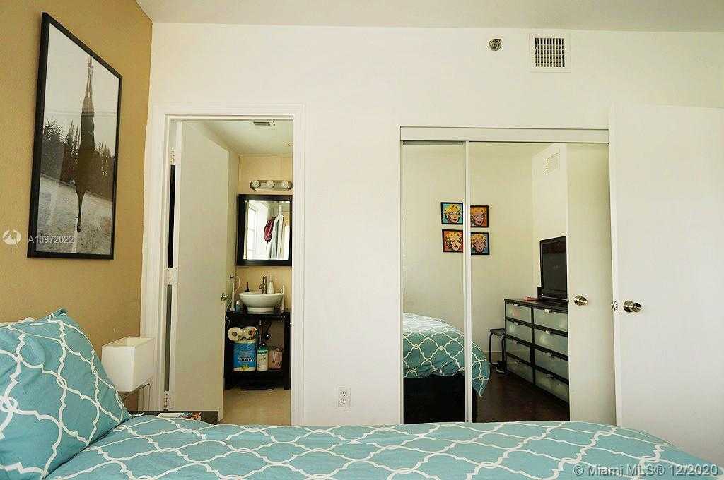 Small Image of 1300 PENNSYLVANIA AVE #305, Miami Beach Number 9