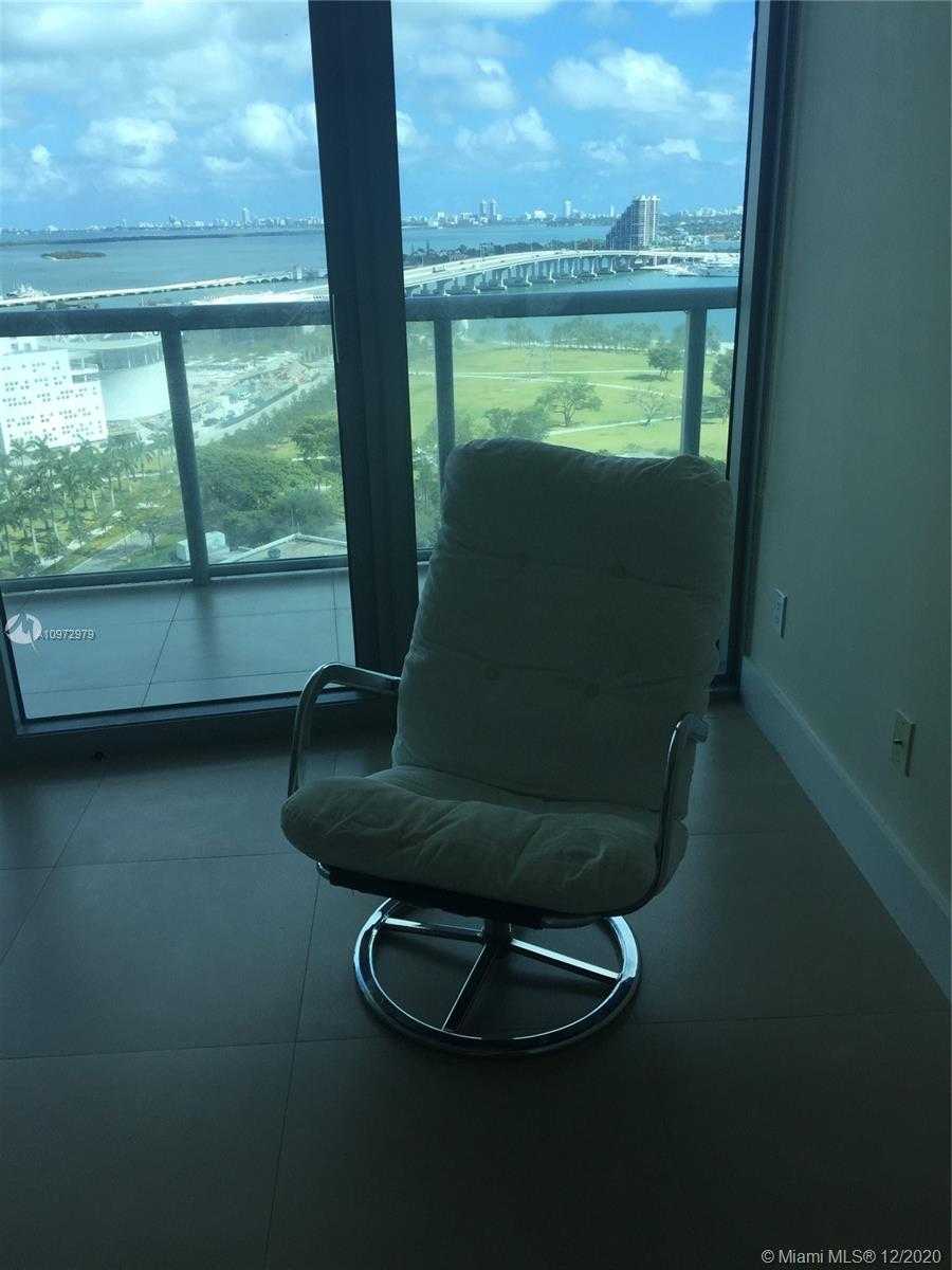 Small Image of 888 BISCAYNE BLVD #1811, Miami Number 4