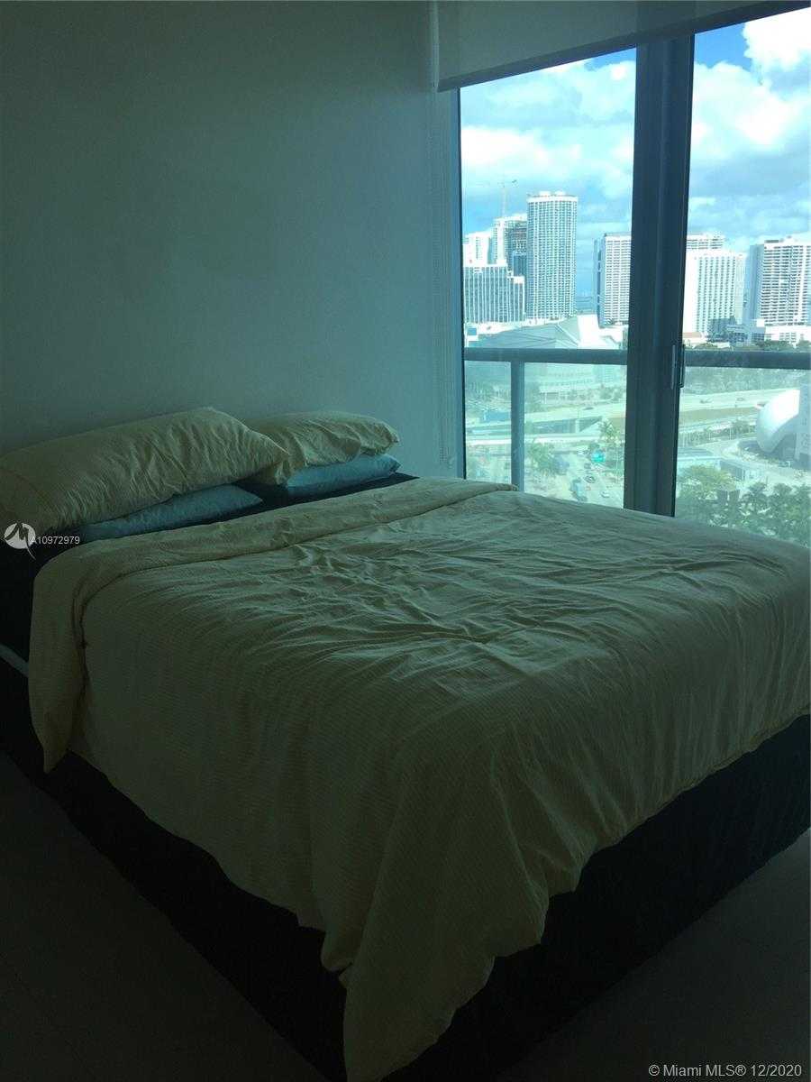 Small Image of 888 BISCAYNE BLVD #1811, Miami Number 5