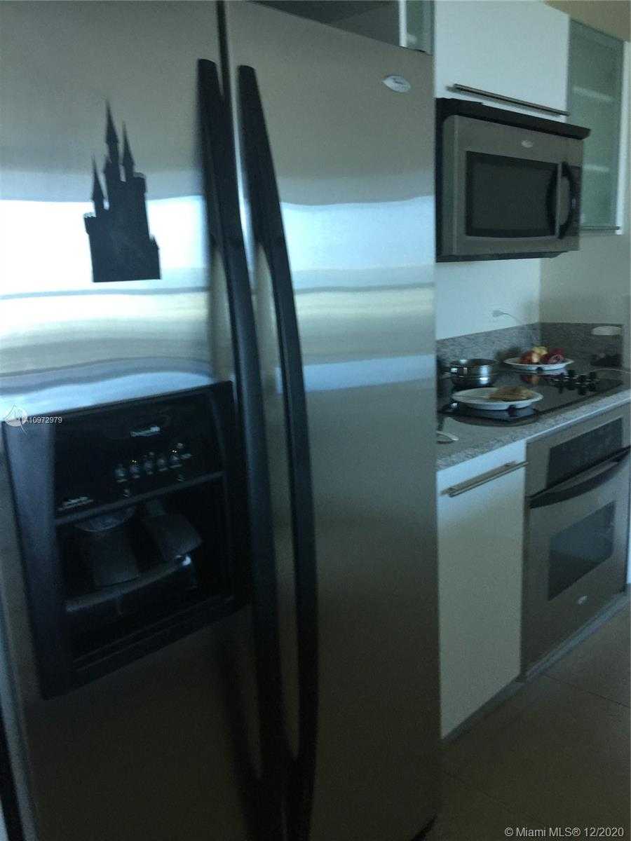 Small Image of 888 BISCAYNE BLVD #1811, Miami Number 7