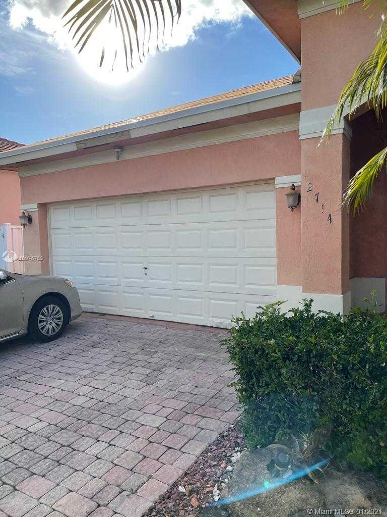 Small Image of 2714 SOUTH WEST 137TH TER #2714, Miramar Number 2