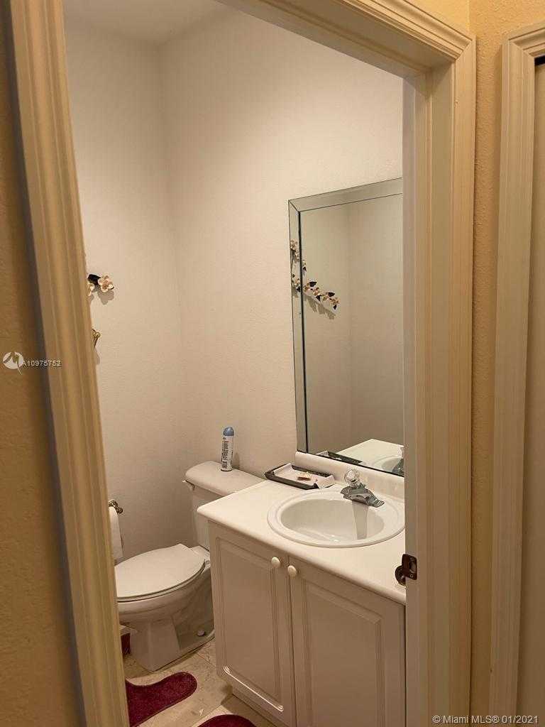 Small Image of 2714 SOUTH WEST 137TH TER #2714, Miramar Number 9