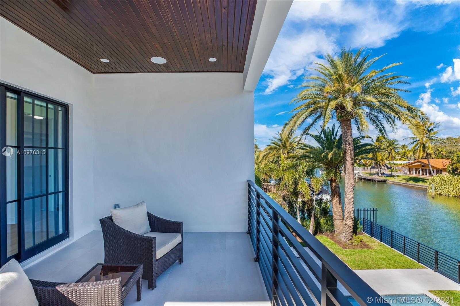 Small Image of 885 NORTH EAST 76TH ST, Miami Number 17