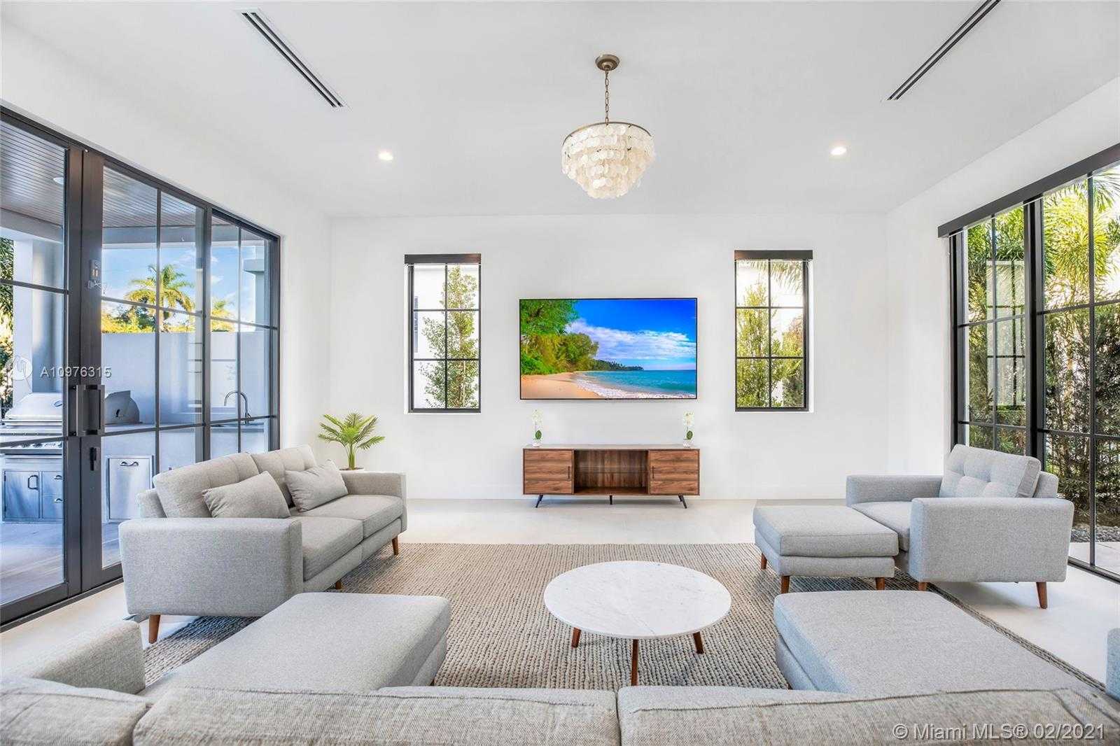 Small Image of 885 NORTH EAST 76TH ST, Miami Number 42