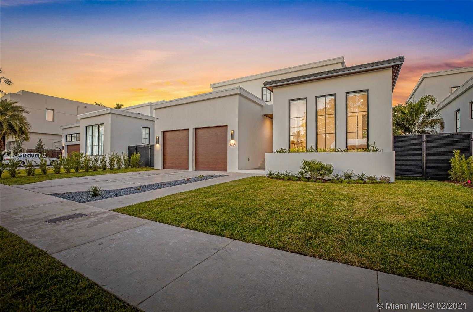Small Image of 885 NORTH EAST 76TH ST, Miami Number 5