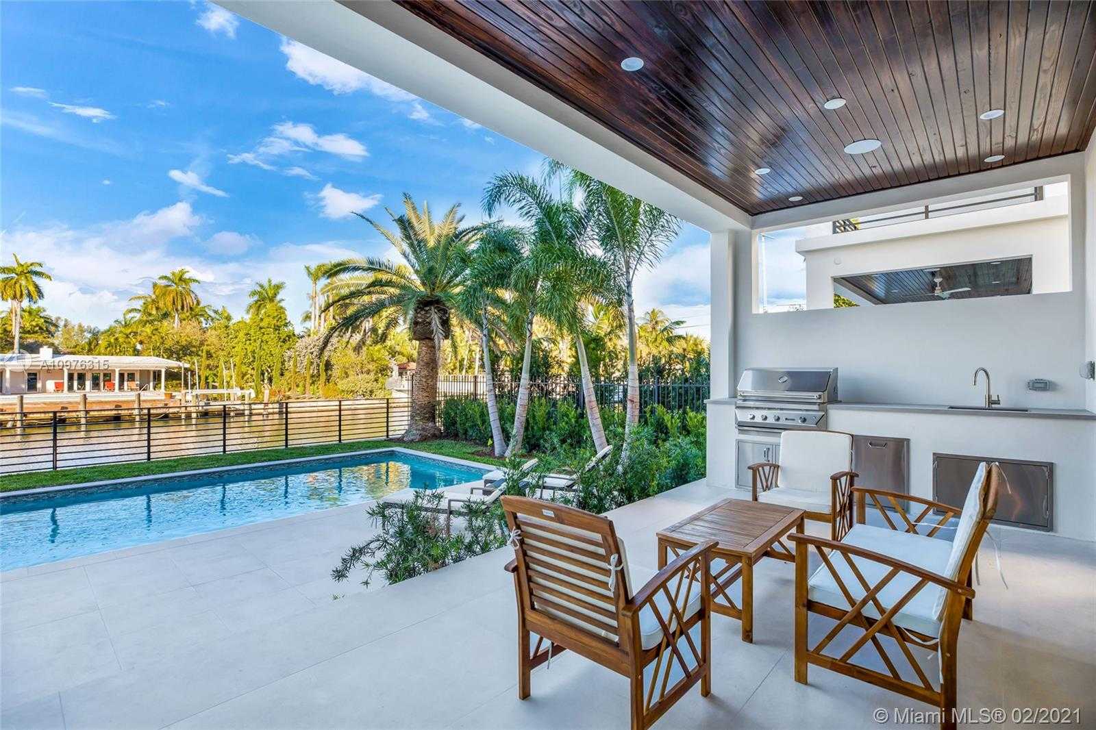 Small Image of 885 NORTH EAST 76TH ST, Miami Number 8