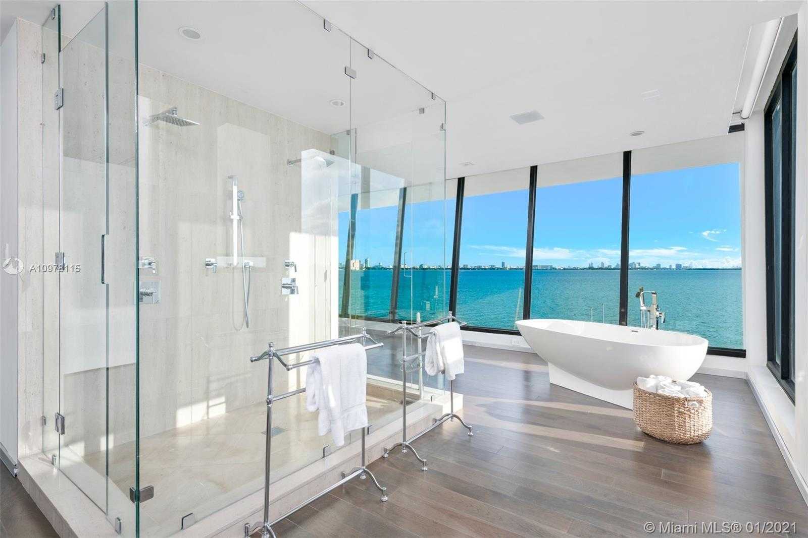 Small Image of 1580 SOUTH TREASURE DR, North Bay Village Number 18