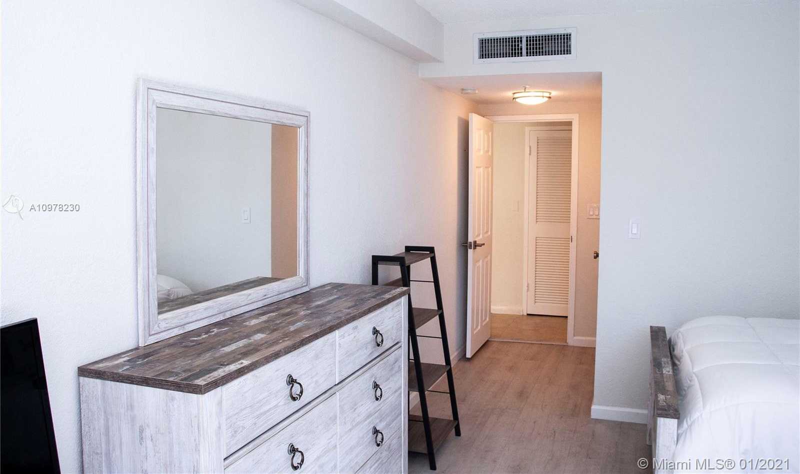 Small Image of 2501 SOUTH OCEAN DR #315, Hollywood Number 15
