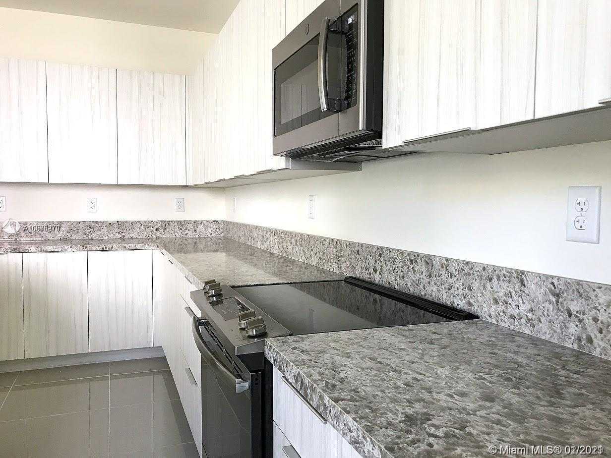 Small Image of 4976 NORTH WEST 83RD PATH, Doral Number 10