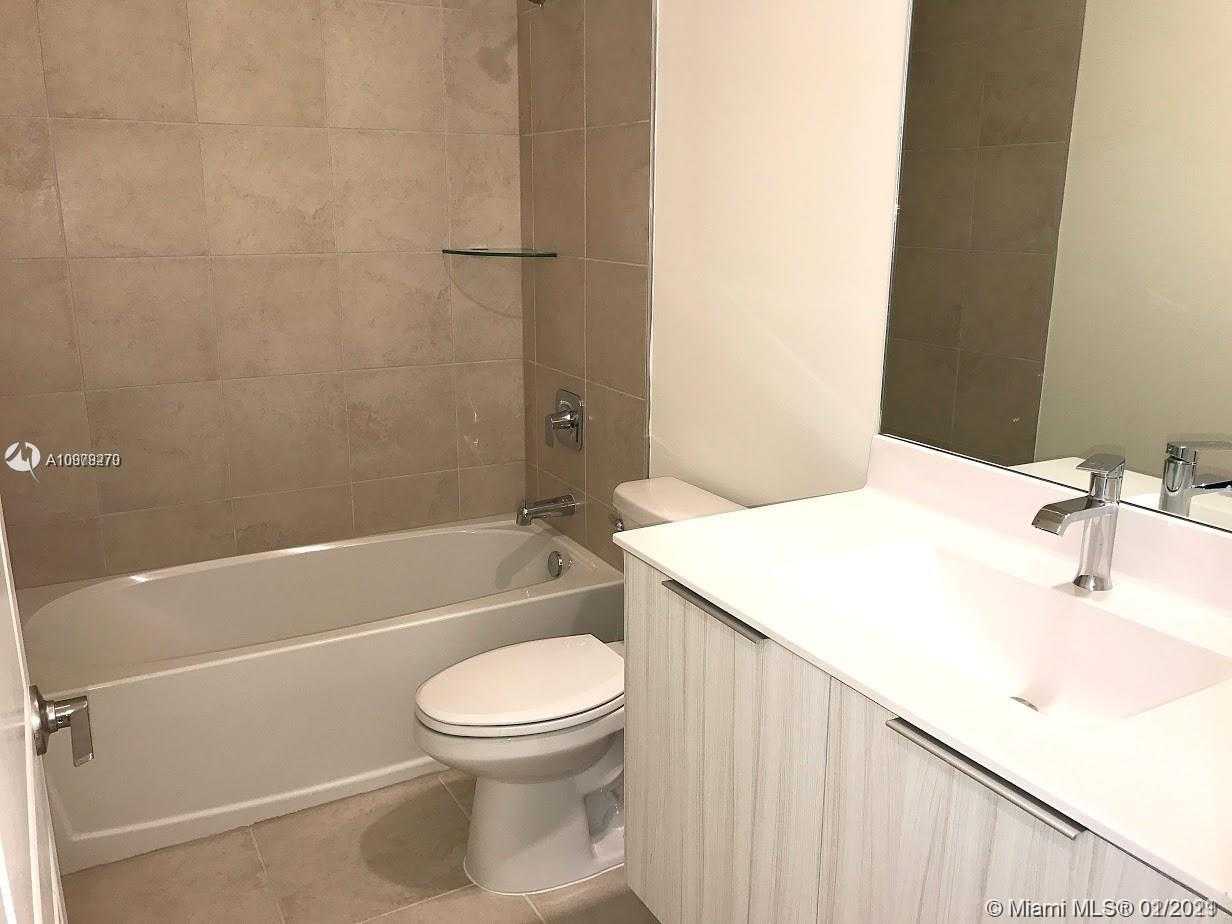 Small Image of 4976 NORTH WEST 83RD PATH, Doral Number 16