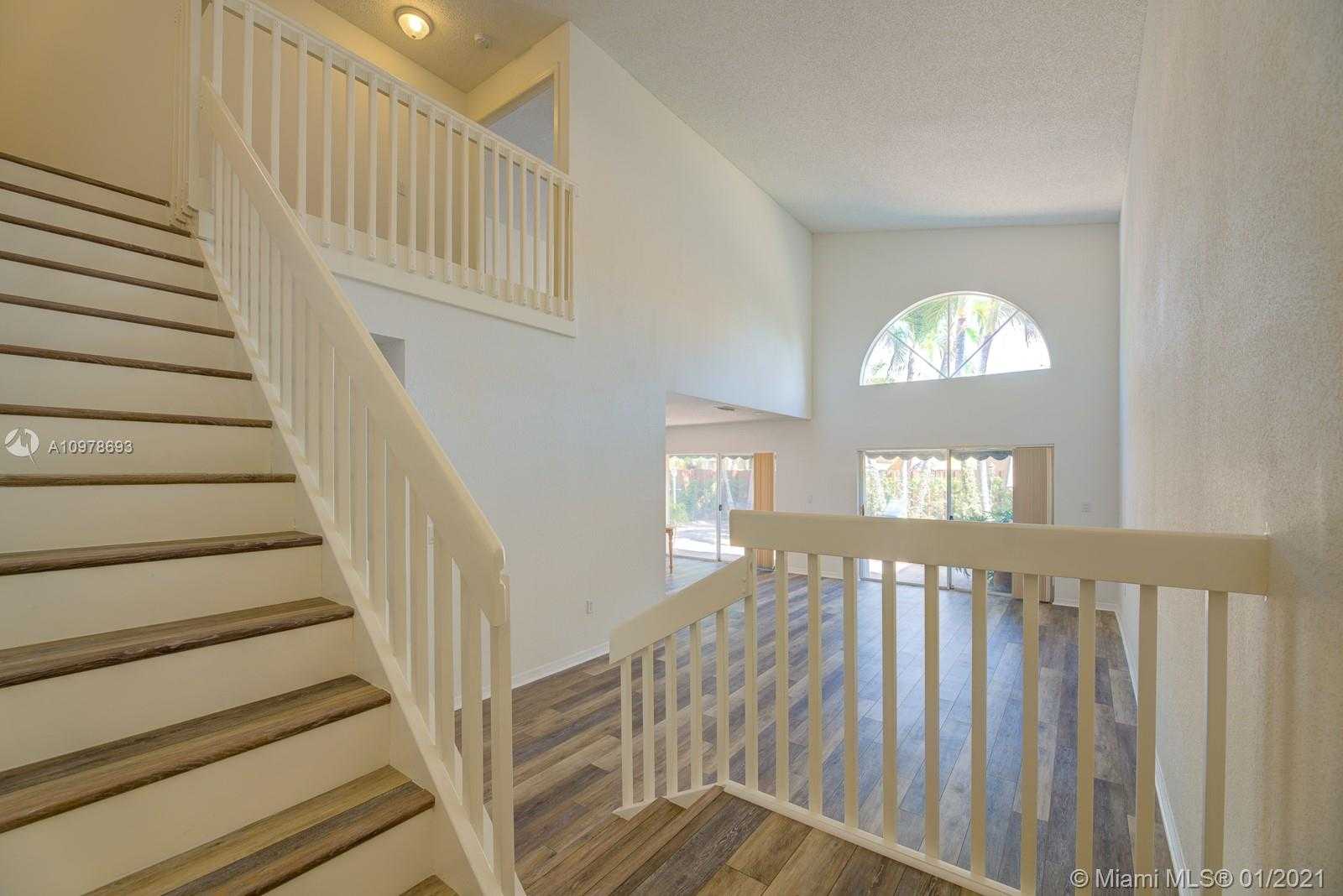 Small Image of 2965 NORTH WEST 99TH AVE, Doral Number 27