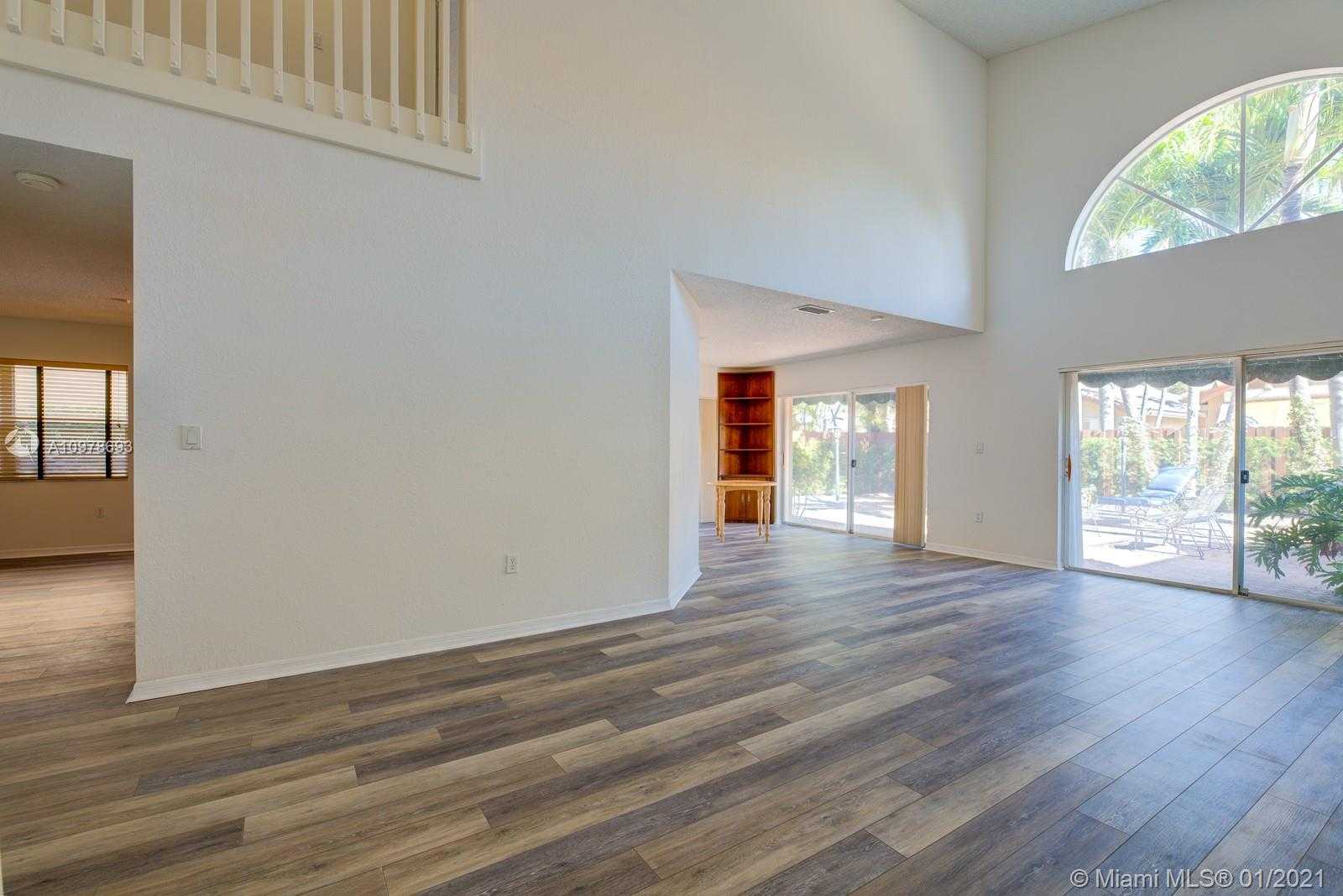 Small Image of 2965 NORTH WEST 99TH AVE, Doral Number 29