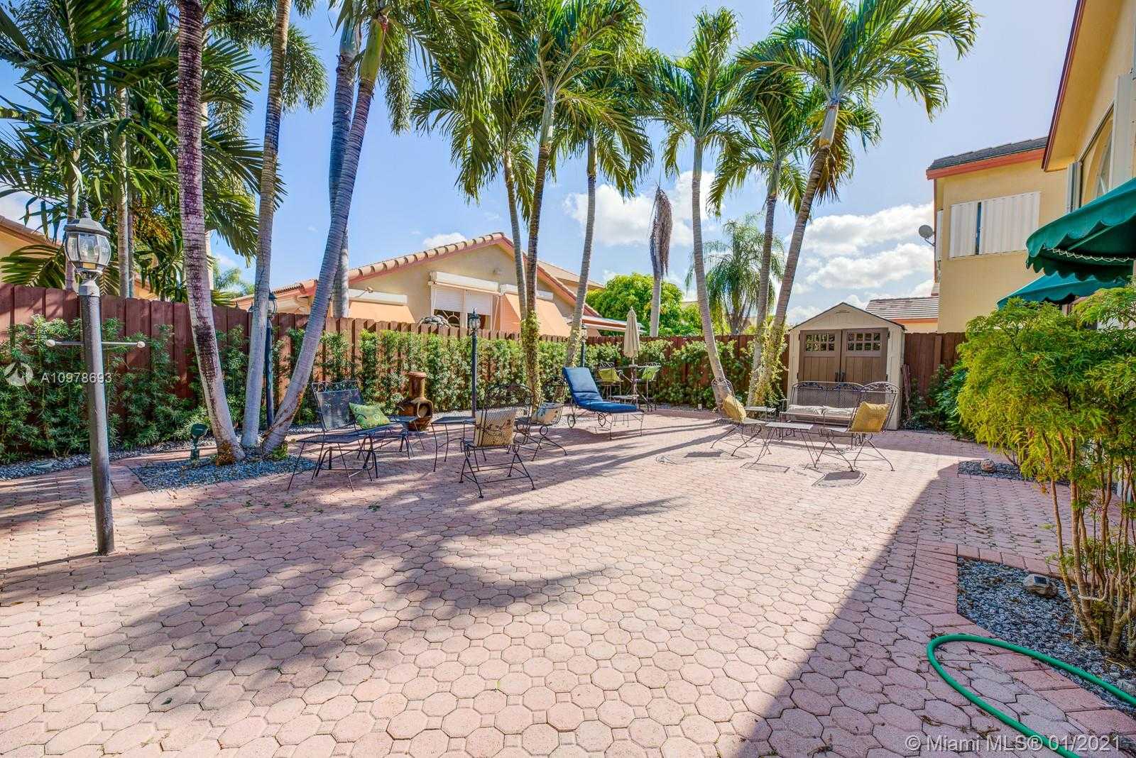 Small Image of 2965 NORTH WEST 99TH AVE, Doral Number 35