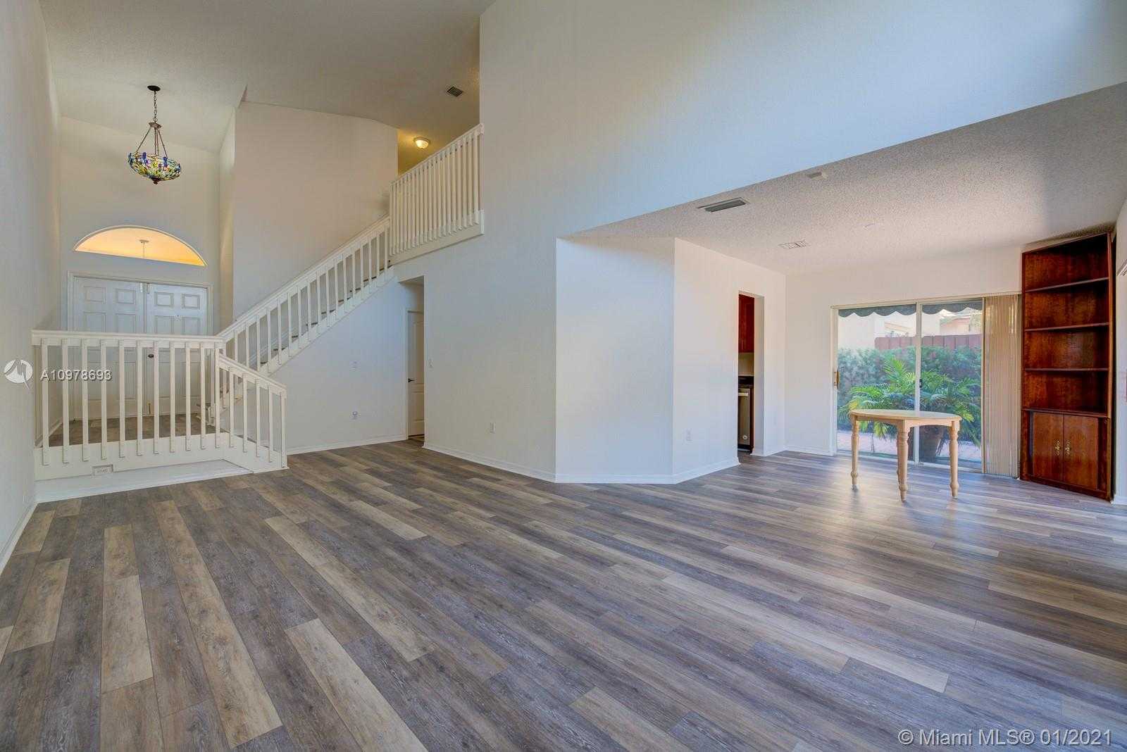 Small Image of 2965 NORTH WEST 99TH AVE, Doral Number 4