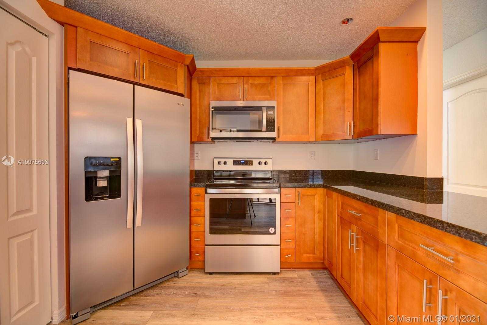 Small Image of 2965 NORTH WEST 99TH AVE, Doral Number 8