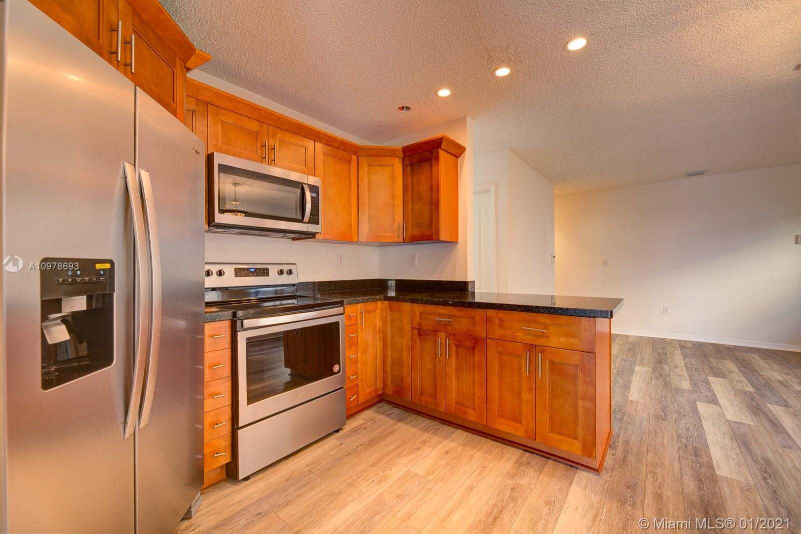 Small Image of 2965 NORTH WEST 99TH AVE, Doral Number 9
