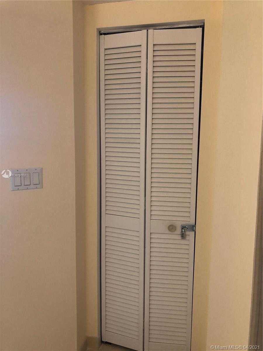 Small Image of 16699 COLLINS AVE #1705, Sunny Isles Beach Number 32