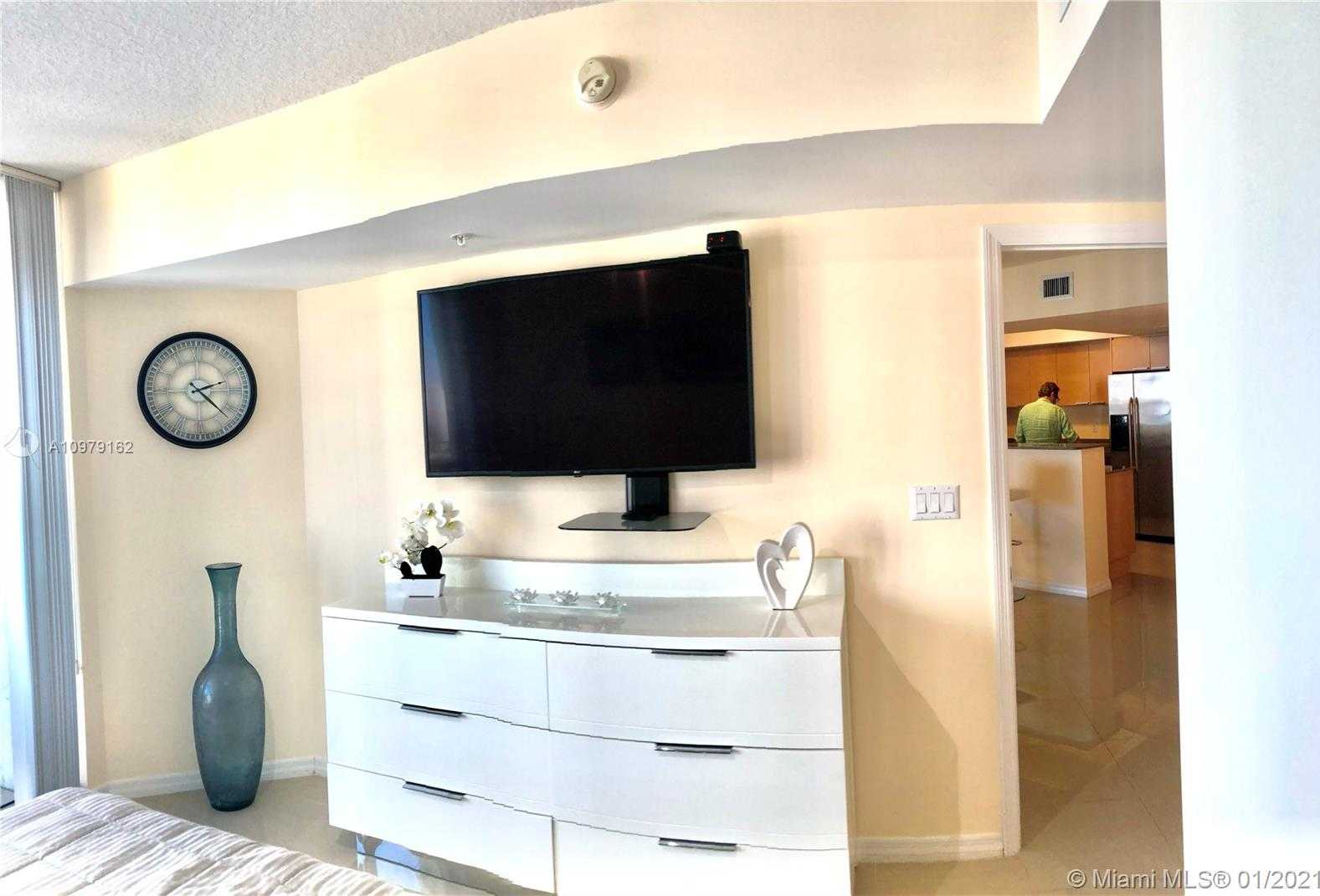 Small Image of 16699 COLLINS AVE #1705, Sunny Isles Beach Number 47