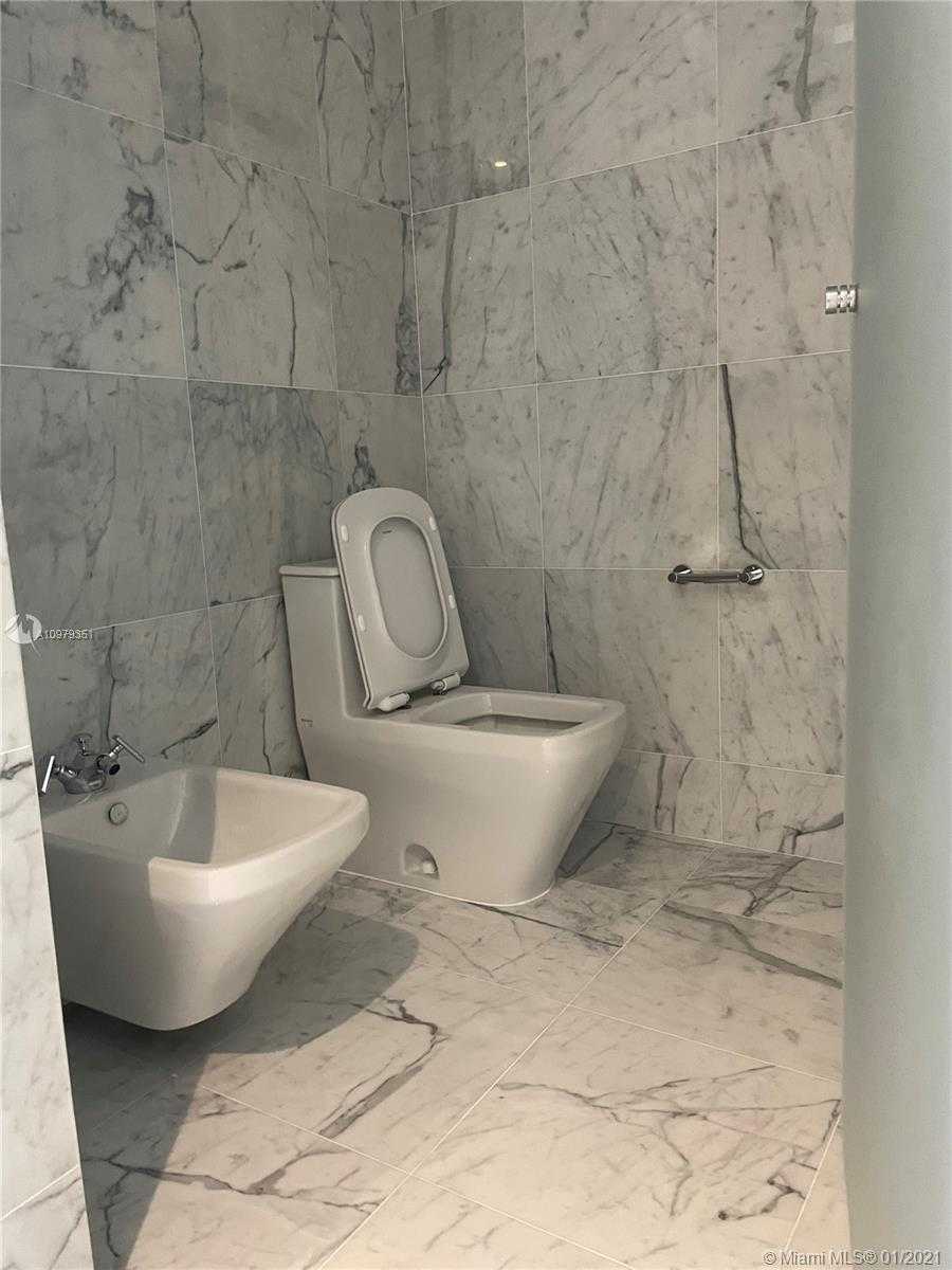 Small Image of 15701 COLLINS AVENUE #3004, Sunny Isles Beach Number 20