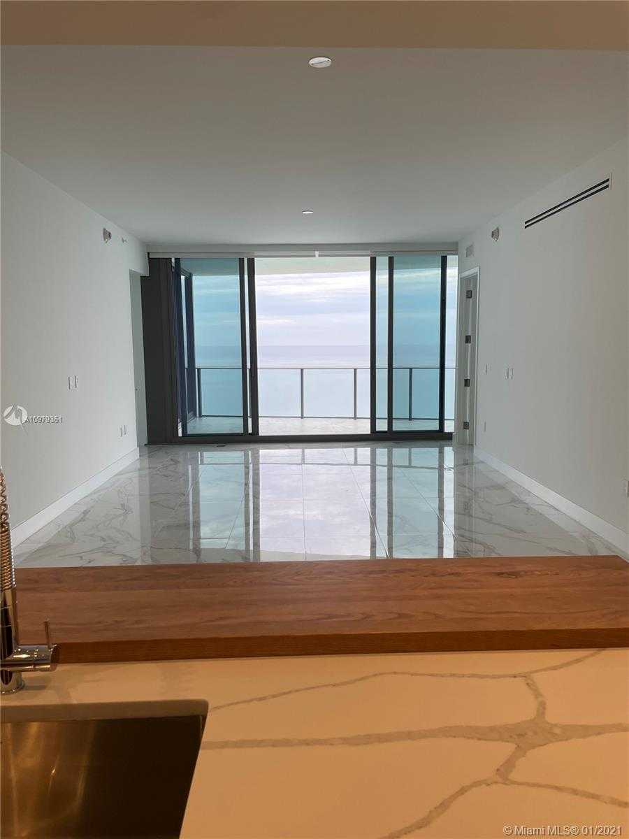 Small Image of 15701 COLLINS AVENUE #3004, Sunny Isles Beach Number 5