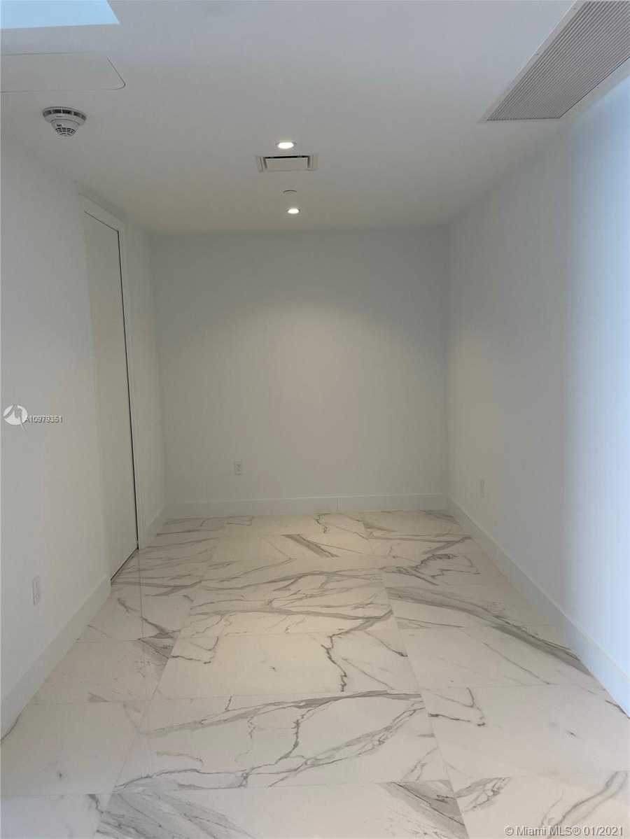 Small Image of 15701 COLLINS AVENUE #3004, Sunny Isles Beach Number 6