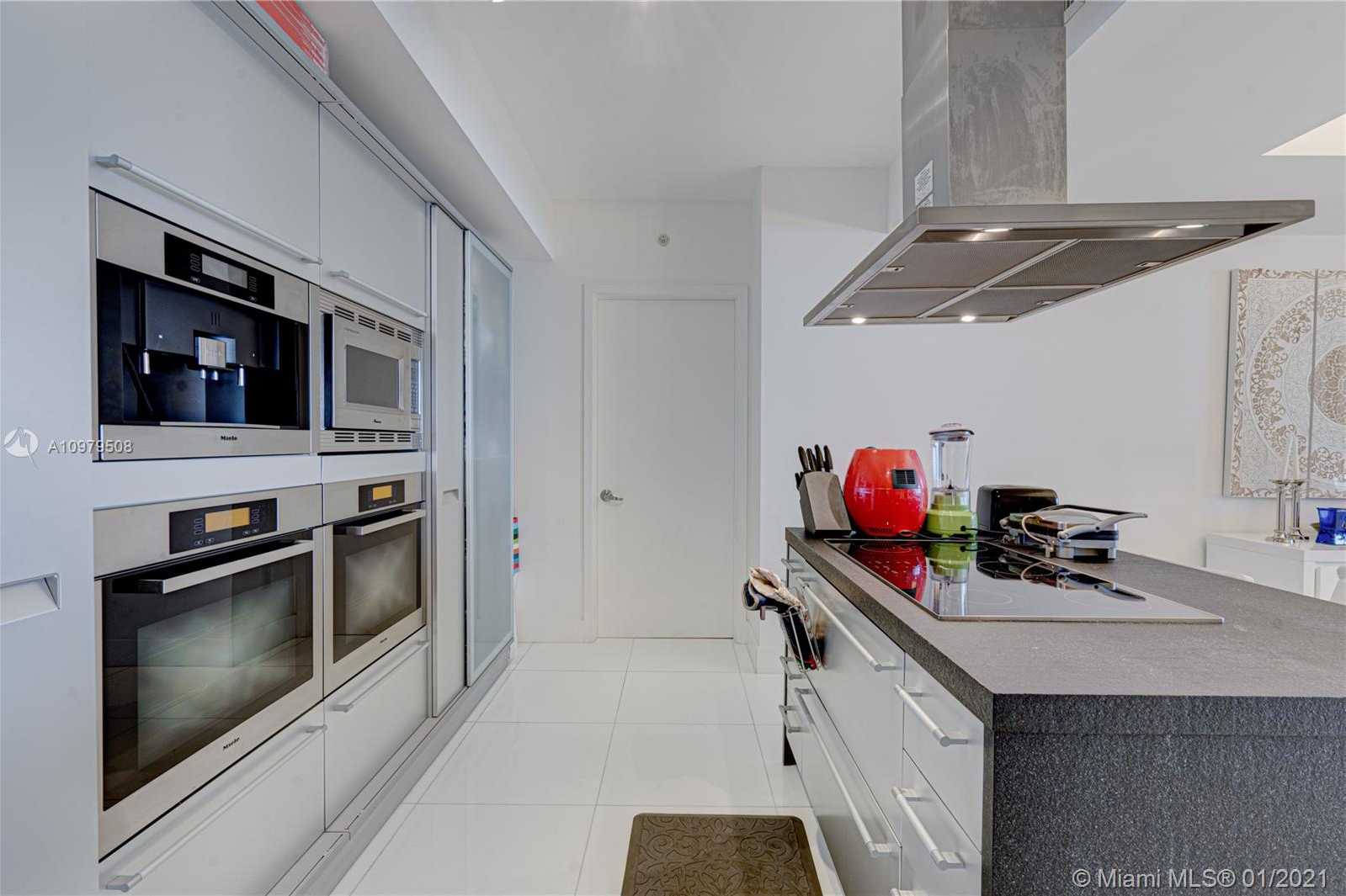 Small Image of 18201 COLLINS AVE #1104, Sunny Isles Beach Number 39