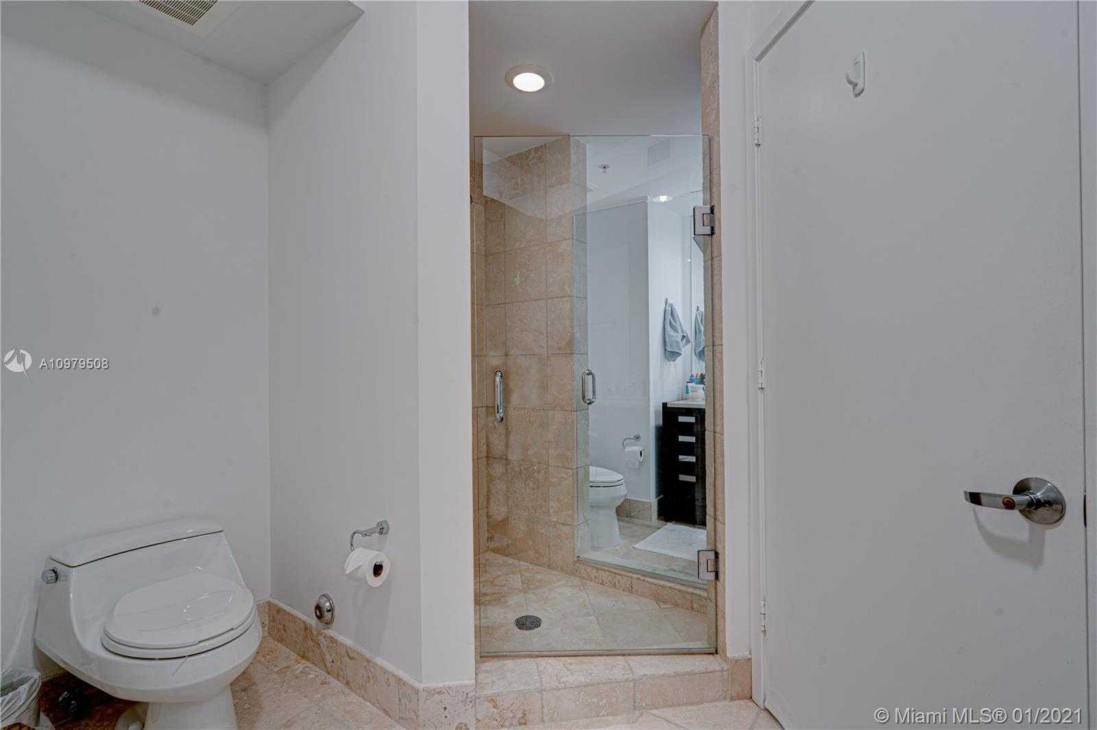 Small Image of 18201 COLLINS AVE #1104, Sunny Isles Beach Number 8