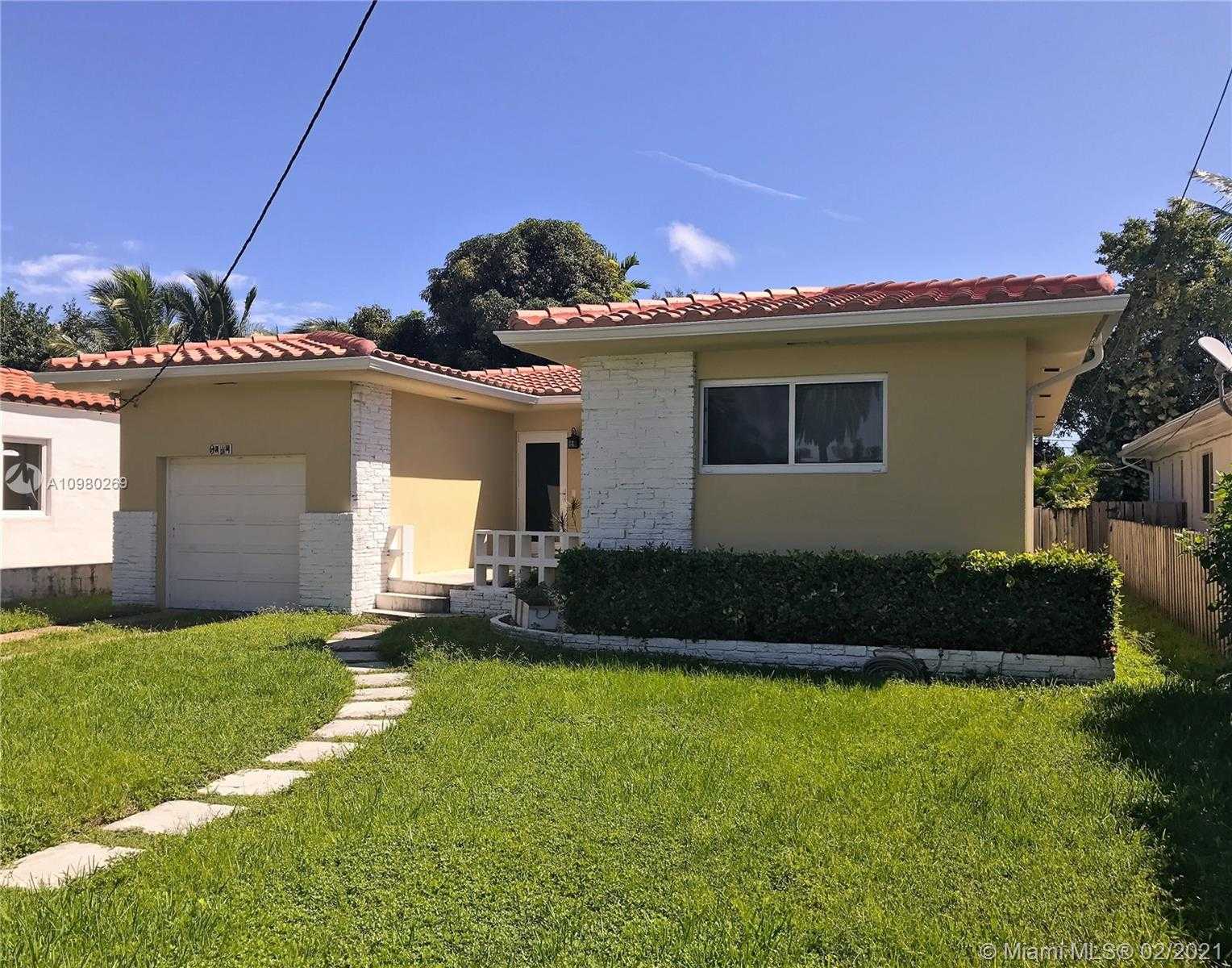 Small Image of 9141 GARLAND AVE #9141, Surfside Number 2