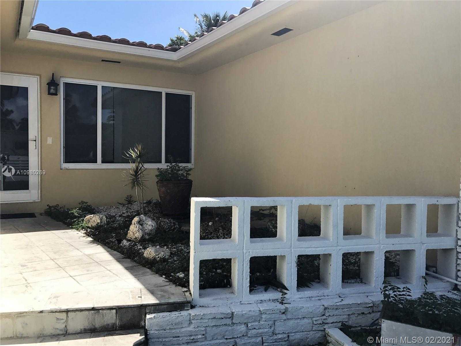 Small Image of 9141 GARLAND AVE #9141, Surfside Number 3
