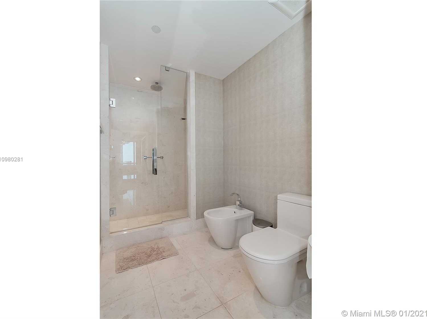 Small Image of 17121 COLLINS AVE #1707, Sunny Isles Beach Number 27