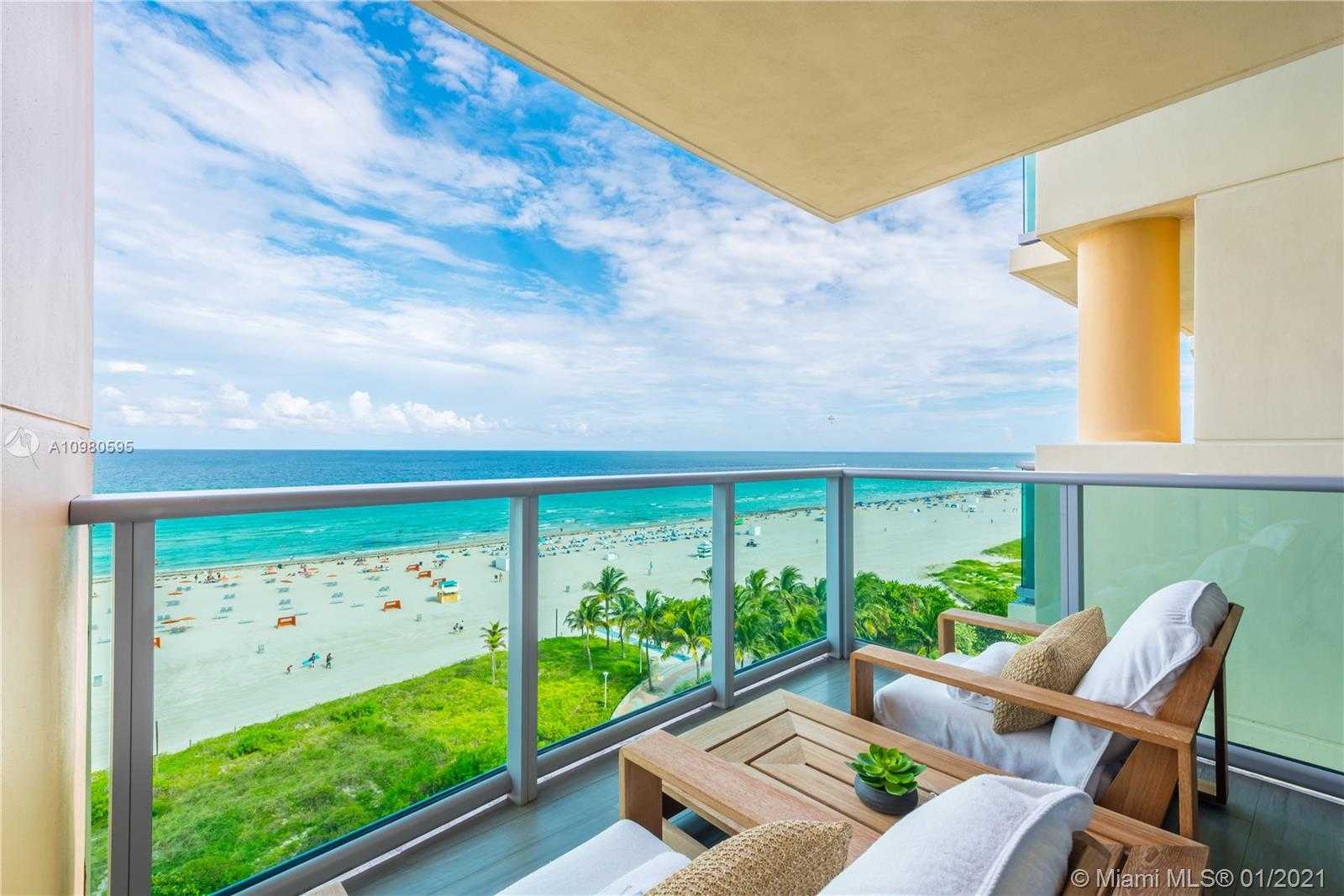 Small Image of 1455 OCEAN DR #1006, Miami Beach Number 13