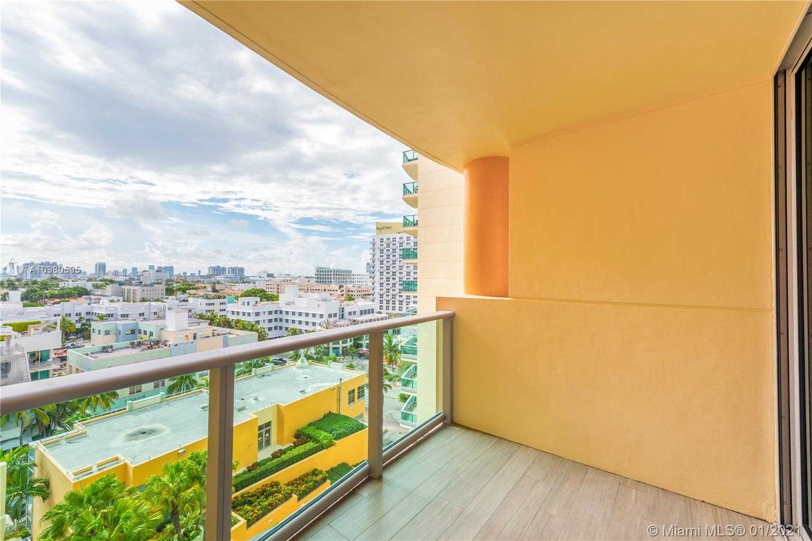 Small Image of 1455 OCEAN DR #1006, Miami Beach Number 15