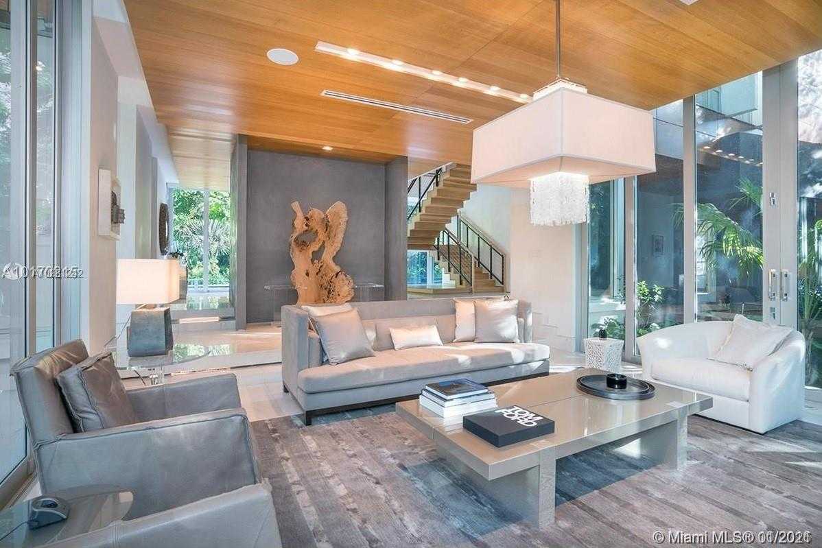 Small Image of 3503 BANYAN CIR, Coconut Grove Number 5
