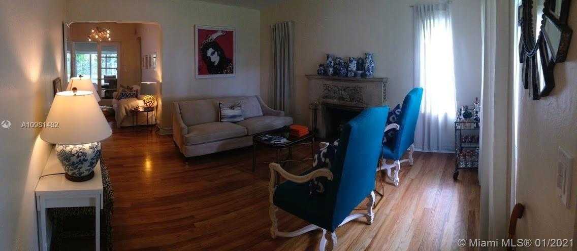 Small Image of 4630 SOUTH WEST 10TH ST, Miami Number 2