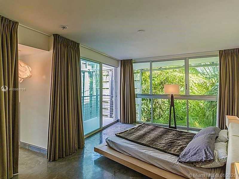 Small Image of 221 Jefferson Ave, Miami Beach, FL 33139, USA Number 10