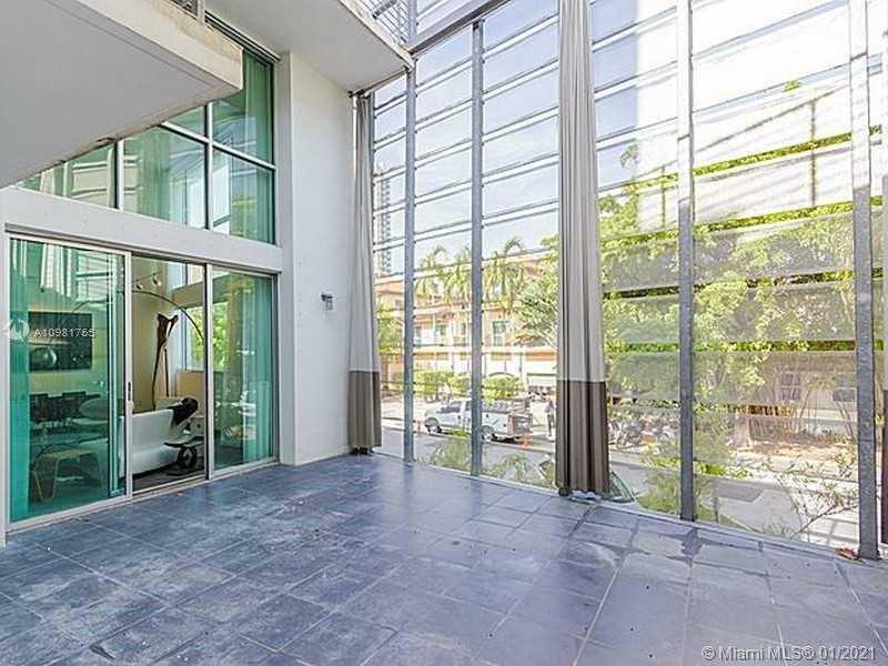 Small Image of 221 Jefferson Ave, Miami Beach, FL 33139, USA Number 2